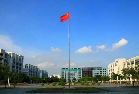 顺德职业技术学院医药卫生学院寝室宿舍条件与学校食堂环境图片_招生信息