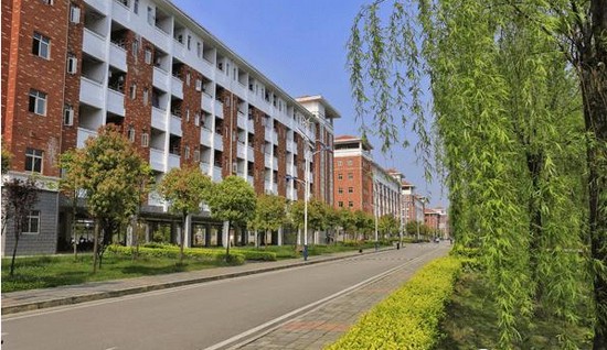 贵州医科大学简介及简介计划要求_招生信息